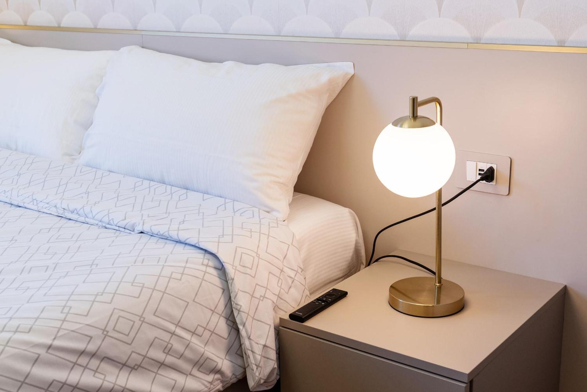 Casa Bella 16 - 8 Min To Metro, 15 Min To Lin Airport, University Area ミラノ エクステリア 写真
